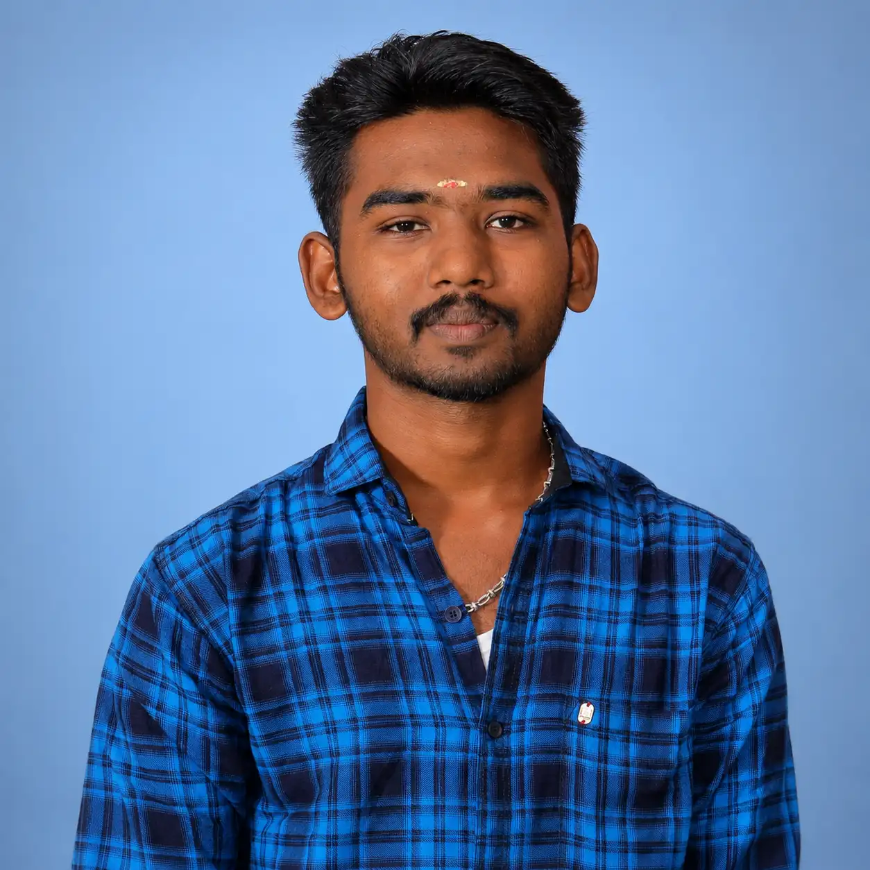 Tamil Selvam (SEO Executive)