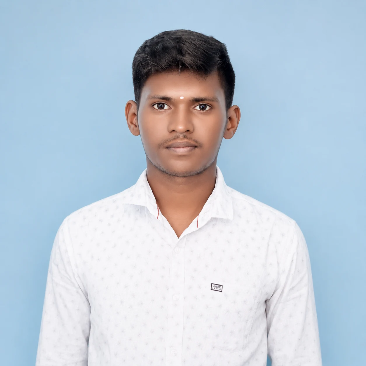 Vignesh M (Graphic Designer)